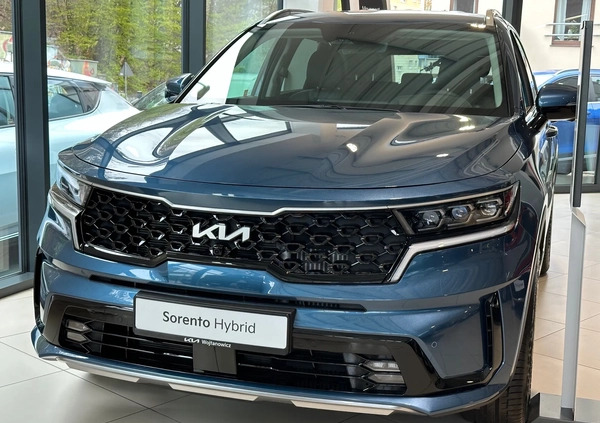 Kia Sorento cena 238000 przebieg: 10, rok produkcji 2023 z Gdynia małe 106